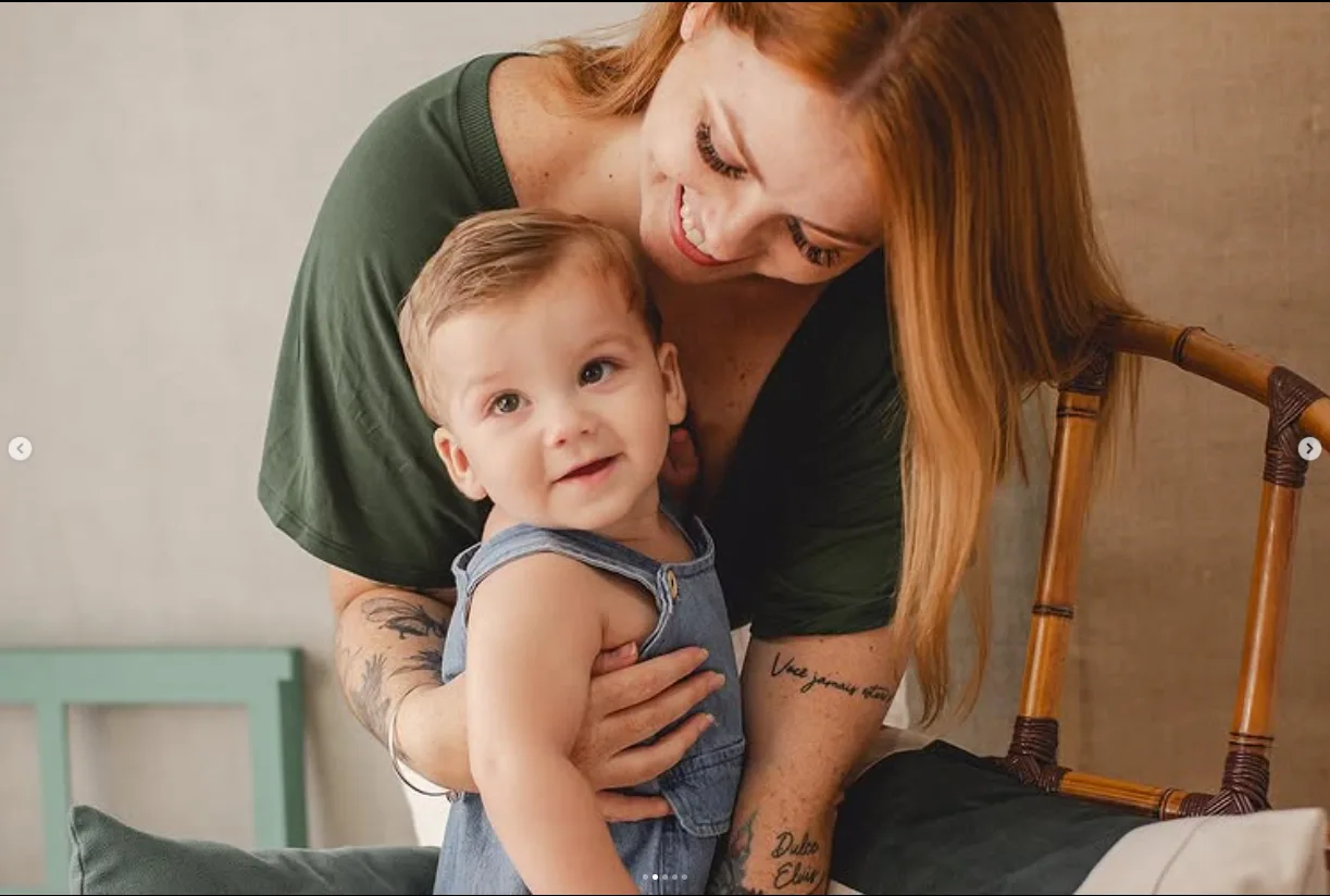 Brendha com seu filho Eduardo
